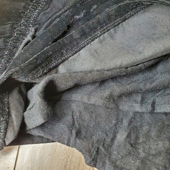 Free People x REVOLVE Vivienne Velvet Ruched Black Mini Skirt Size 4 - Picture 10 of 16